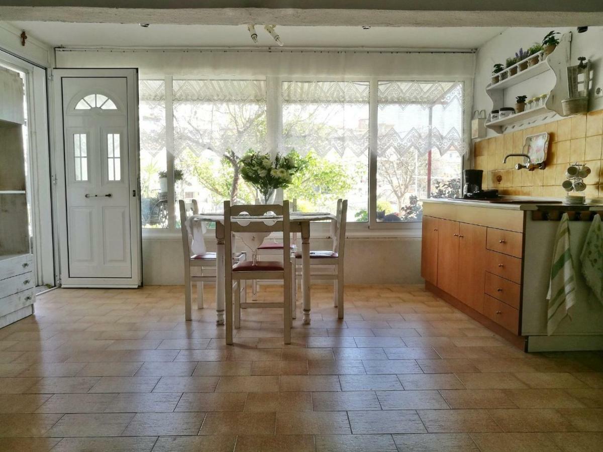 Katy'S House Center Apartment Neos Marmaras Bagian luar foto